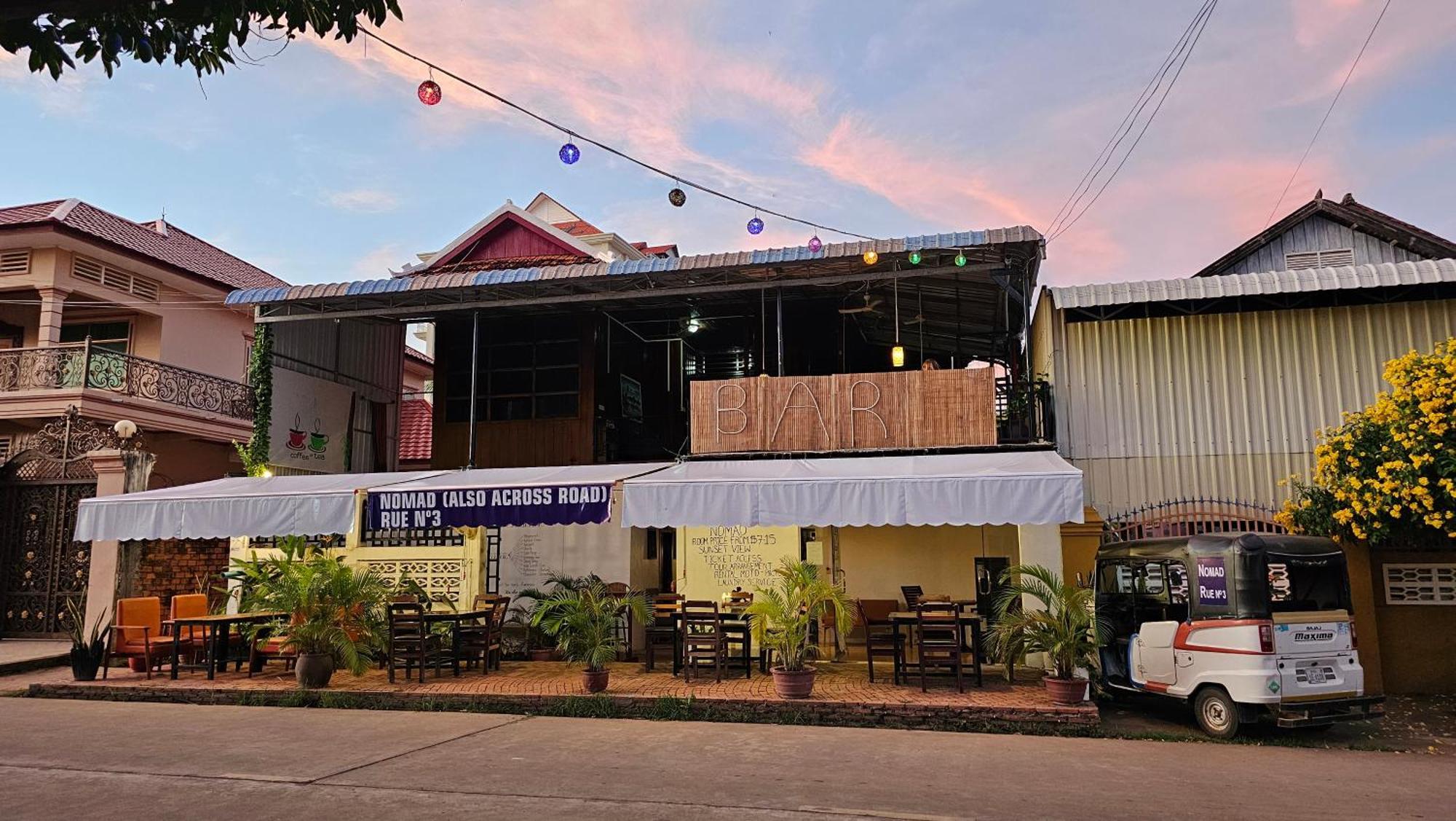 Nomad Guesthouse Kratie Exterior foto